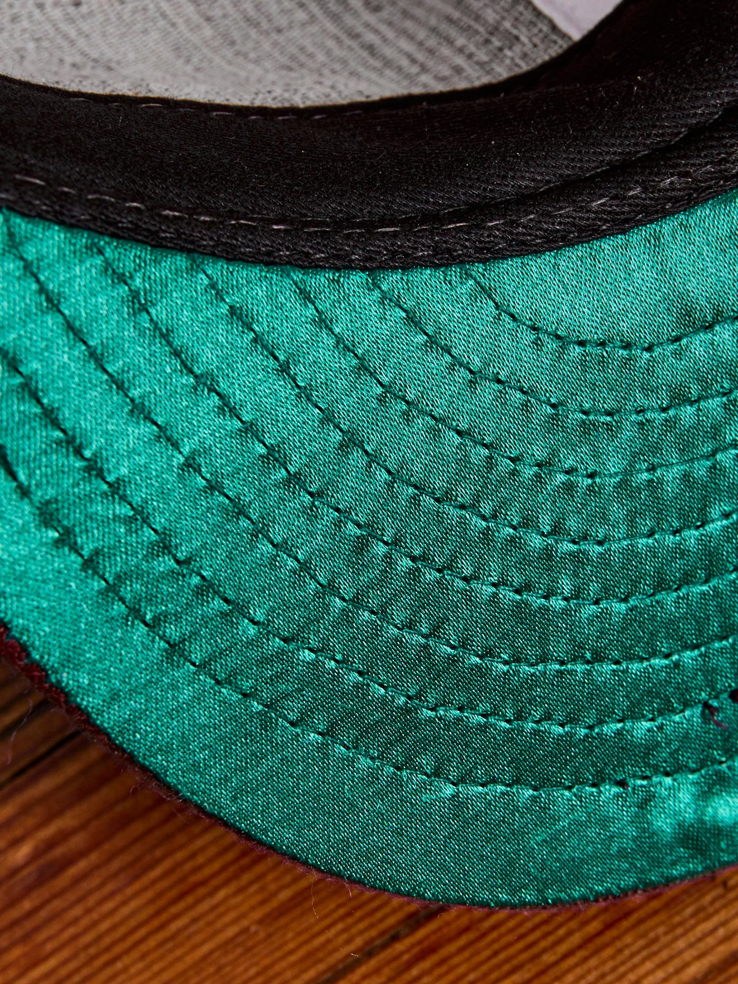 Blue Owl Baseball Cap in Cardinal